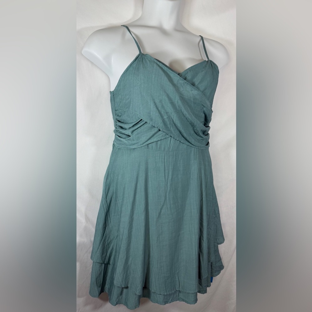 CUPSHE Ruffled Hem Faux Wrap Dress - Picture 3 of 14